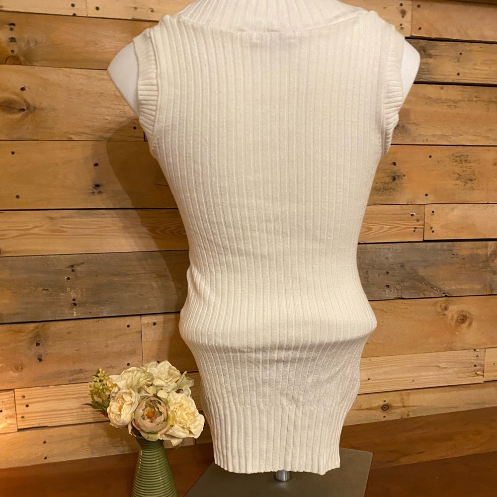 Sweater Tank - Picture 5 of 9